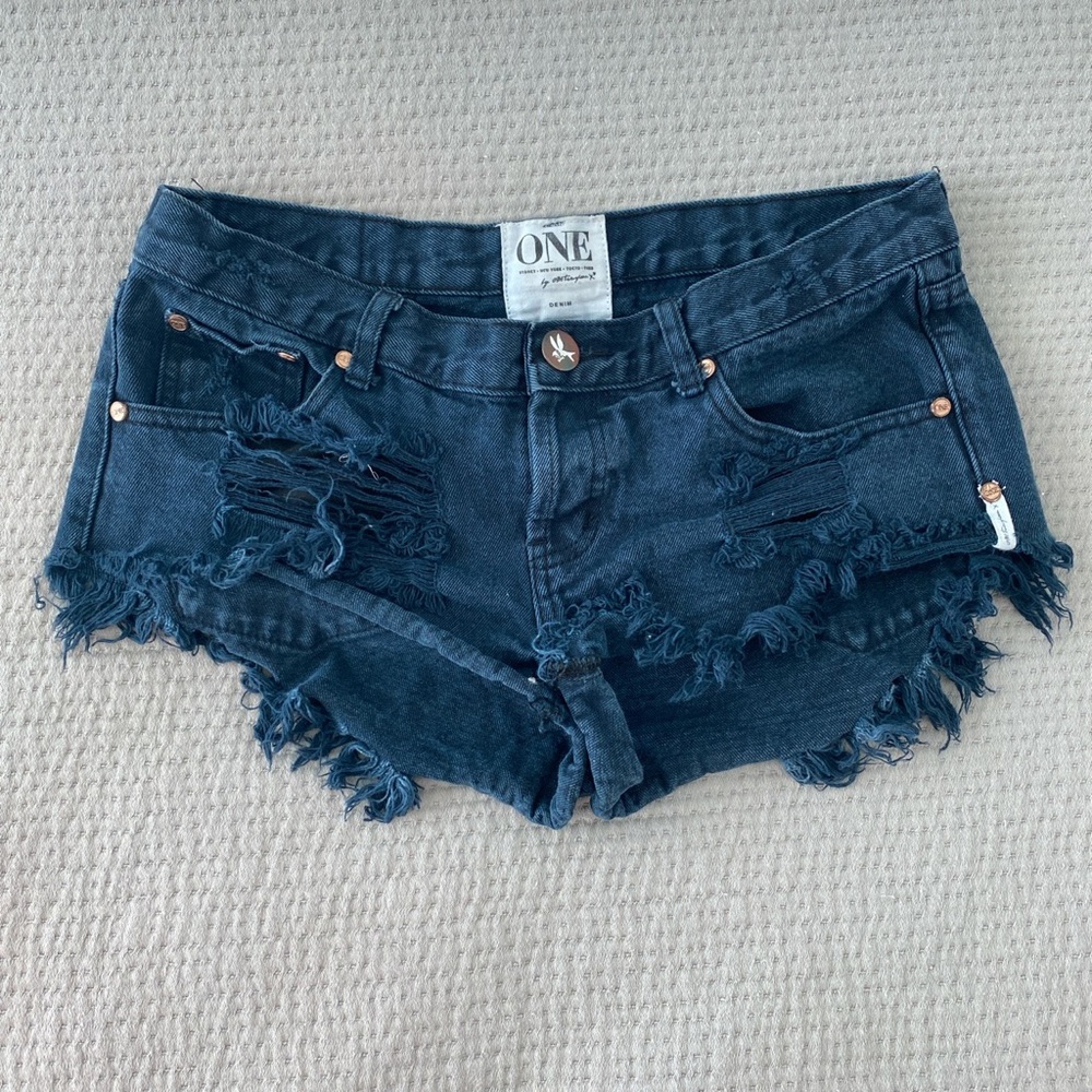 One teaspoon Bonitas shorts. Dark wash distressed